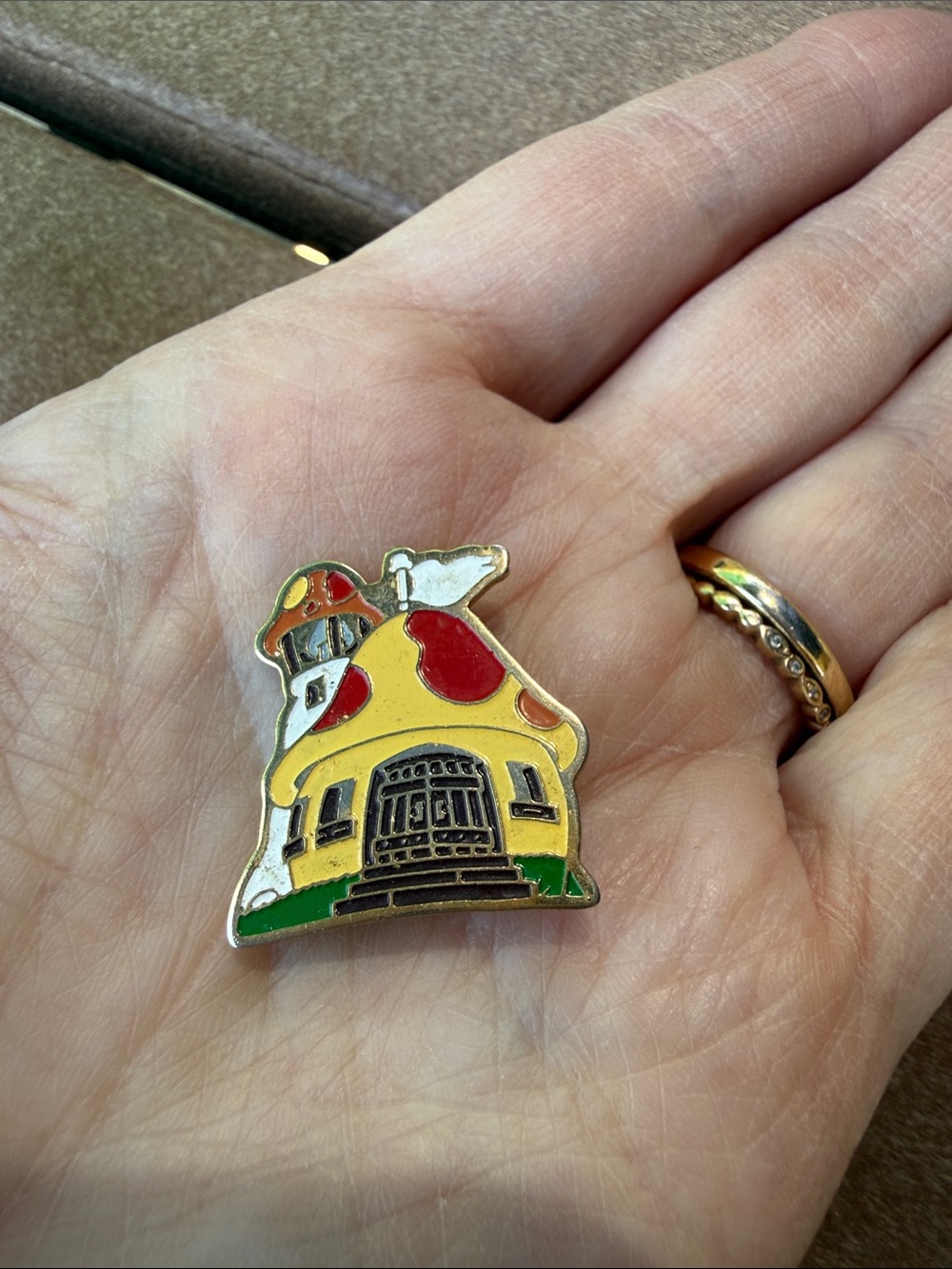 Vintage Smurf Smurfs Mushroom House Cottage Enamel Lapel Pin